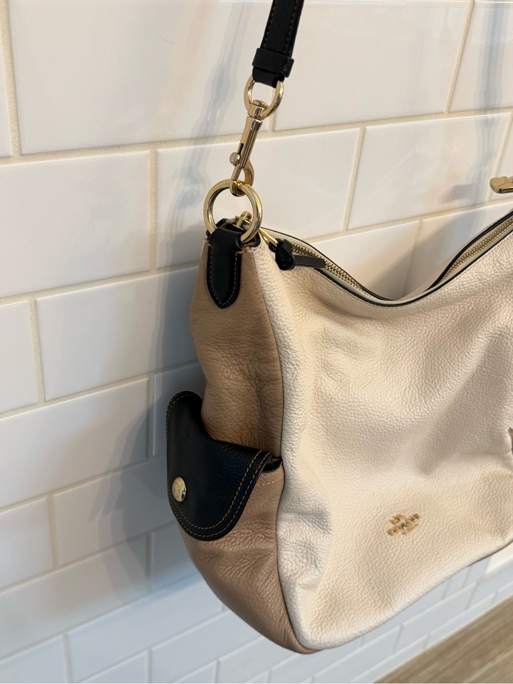 Coach Two-Tone Pebbled Leather Shoulder Bag in Cream, Tan & Black - Picture 5 of 7